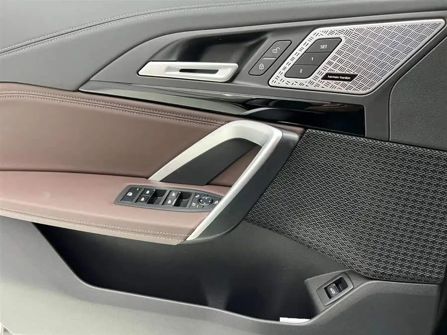 BMW X1 2024 sDrive25Li X Design Package