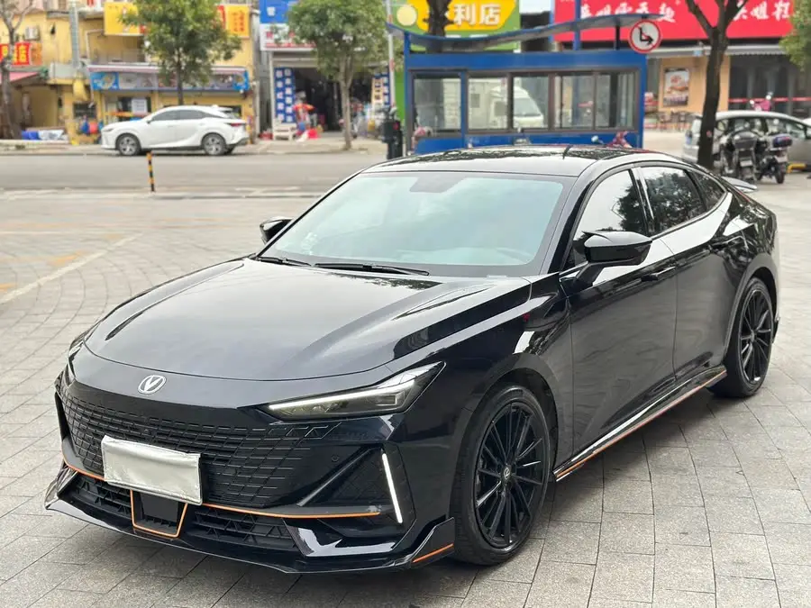 Changan UNI-V 2023 1.5T Sport Version