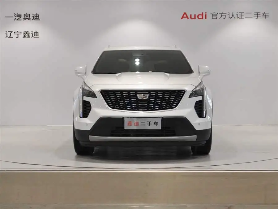 كاديلاك XT4 2021 28T دفع رباعي بلاتينيوم