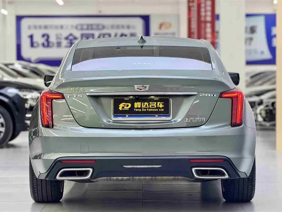 كاديلاك CT5 2022 28T الفاخرة (الإصدار القياسي)