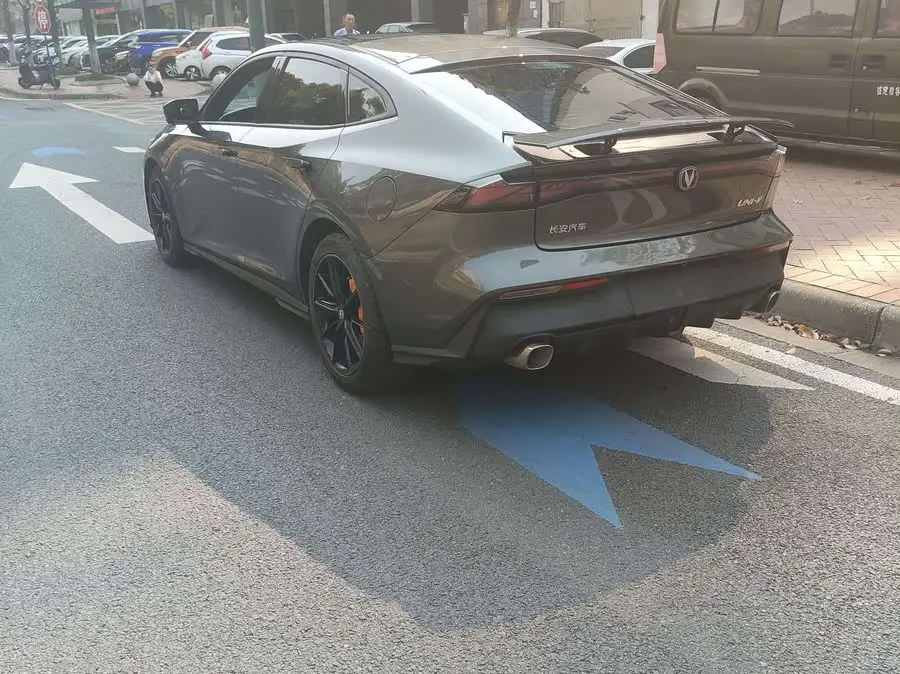 Changan UNI-V 2022 1.5T Excellence