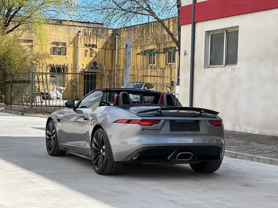 Jaguar F-TYPE 2023 P300 Convertible R-DYNAMIC BLACK