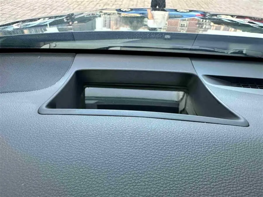 كامري 2024 الهجينة 2.0HS إصدار رياضي