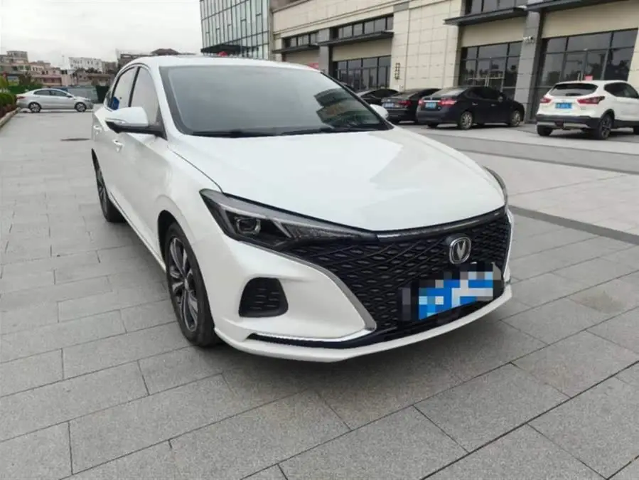 ييدونغ 2020 بلس بلو ويل NE 1.4T GDI DCT النموذج الرائد