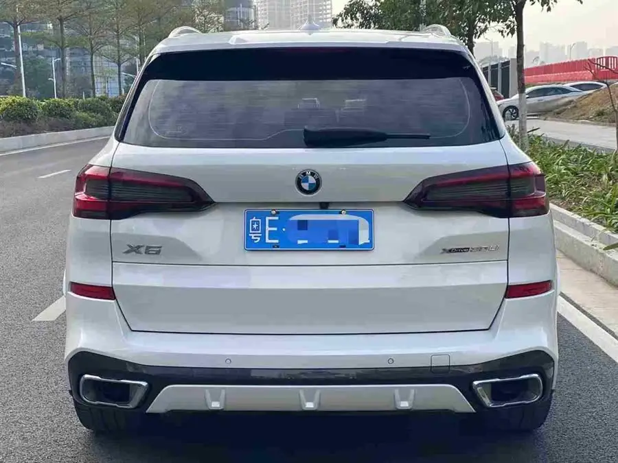 بي ام دبليو X5 2022 المحدثة xDrive 30Li مجموعة M الرياضية