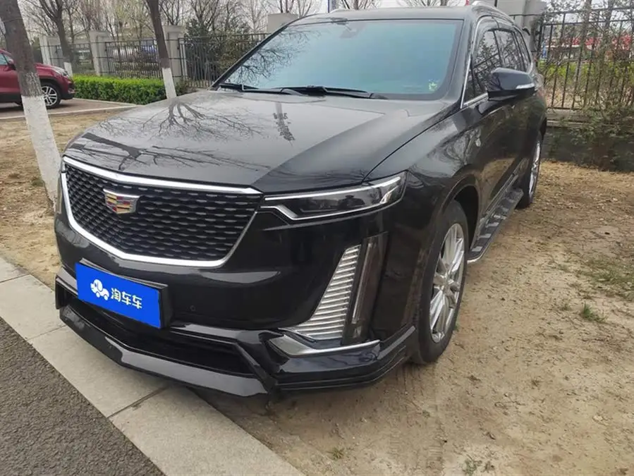 كاديلاك XT6 2022 2.0T نموذج ستة مقاعد دفع ثنائي فاخرة