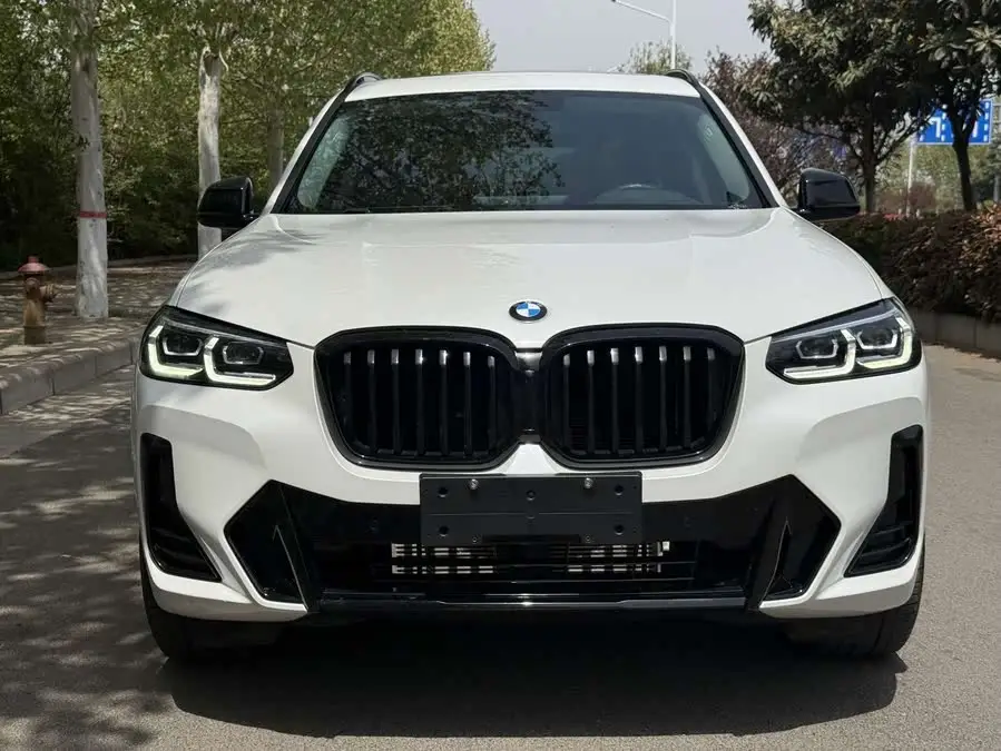 BMW X3 2022 xDrive30i Leading Model M Night Package