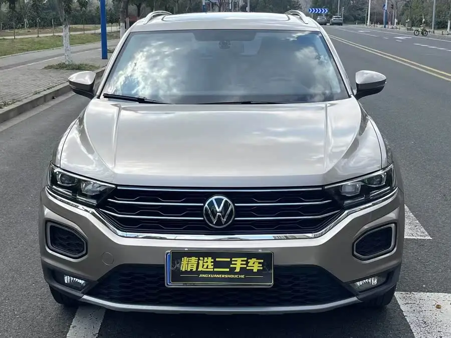 T-ROC 2021 طراز 280TSI DSG دفع ثنائي نسخة النخبة المتصلة الذكية