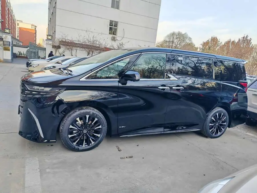 إلفارد 2024 مزدوج المحرك 2.5 لتر إصدار متميز