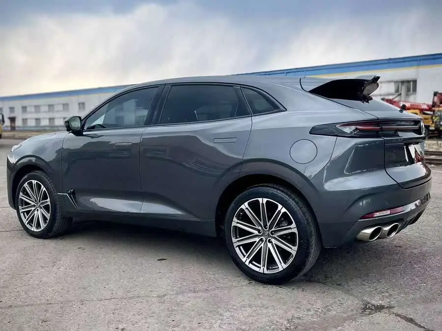 شانجان UNI-K 2021 2.0T دفع رباعي فاخر