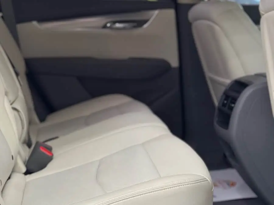 Cadillac XT5 2024 2.0T FWD Luxury