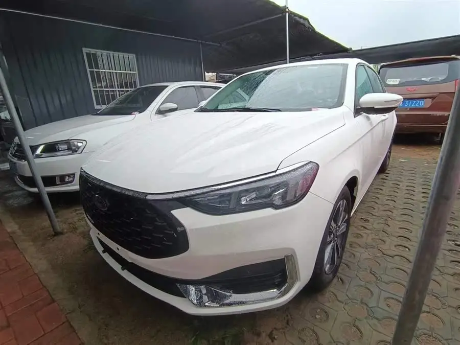 Ford Focus 2021 1.5L Automatic Golden Edition