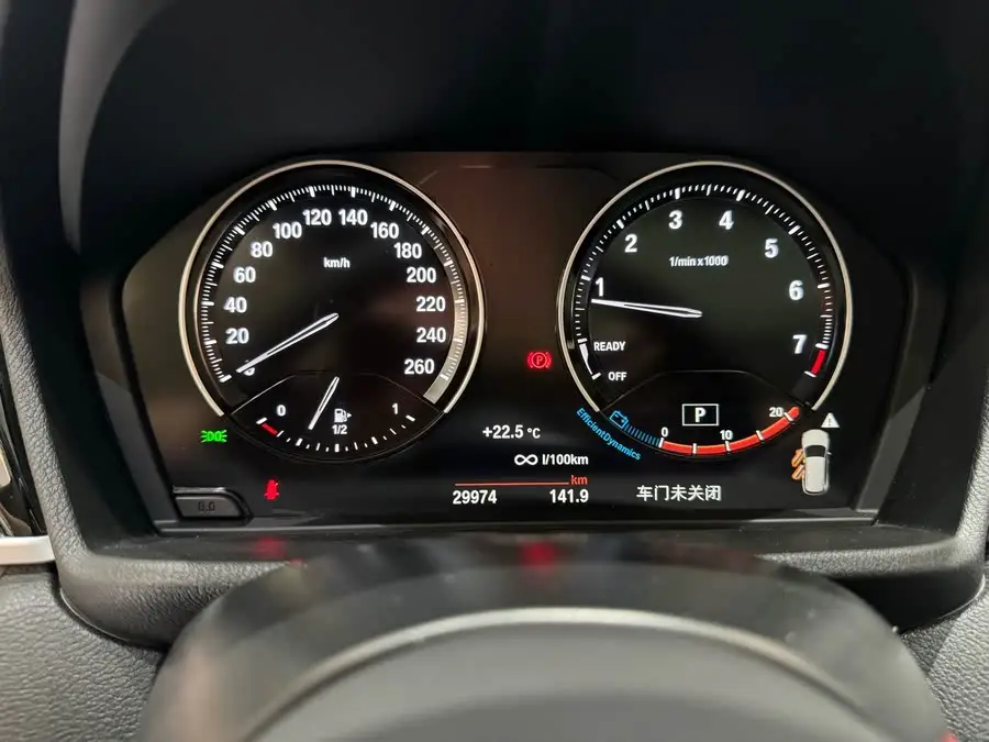 بي إم دبليو X1 2022 sDrive25Li نسخة رائدة