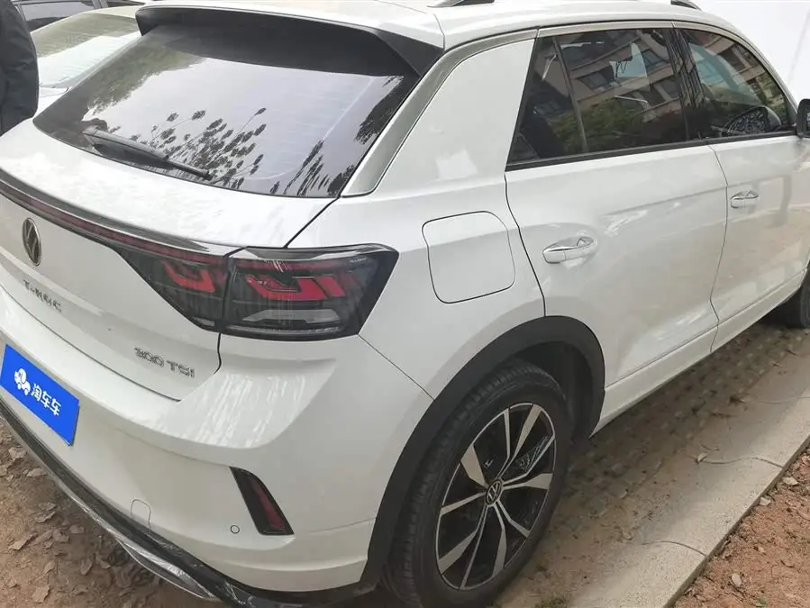 T-ROC 2023 300TSI DSG إصدار تشوانغوانغ للدفع الثنائي