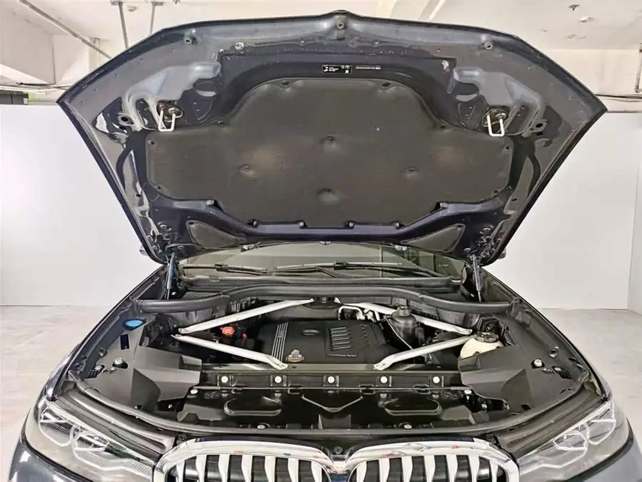 BMW X7 2020 xDrive40i Luxury Package