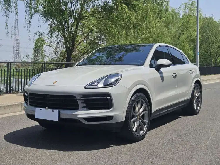 2022 Cayenne Cayenne Coupé 3.0T Platinum Edition