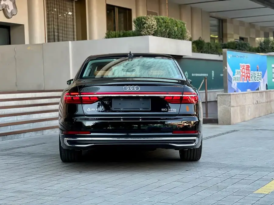 Audi A8 2025 Model A8L 50 TFSI quattro Selection