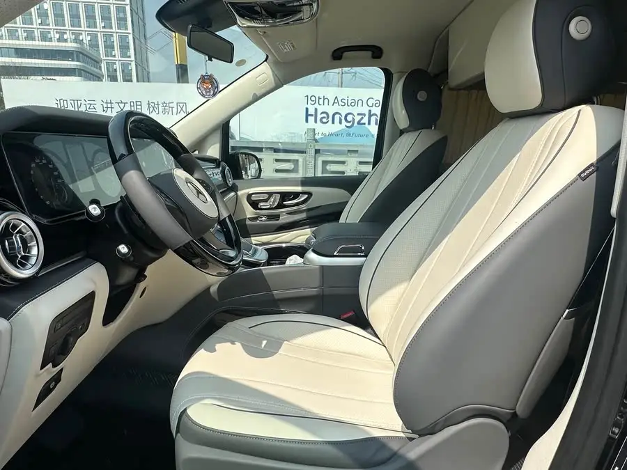 فطو 2023 2.0T نسخة الأعمال 7 مقاعد