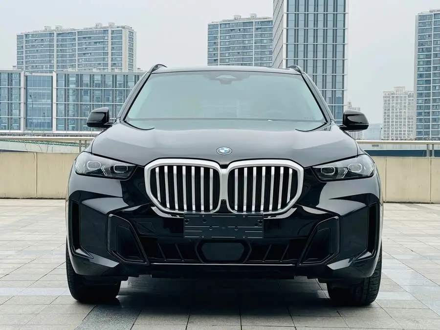 2023 BMW X5 xDrive 30Li M Sport Package