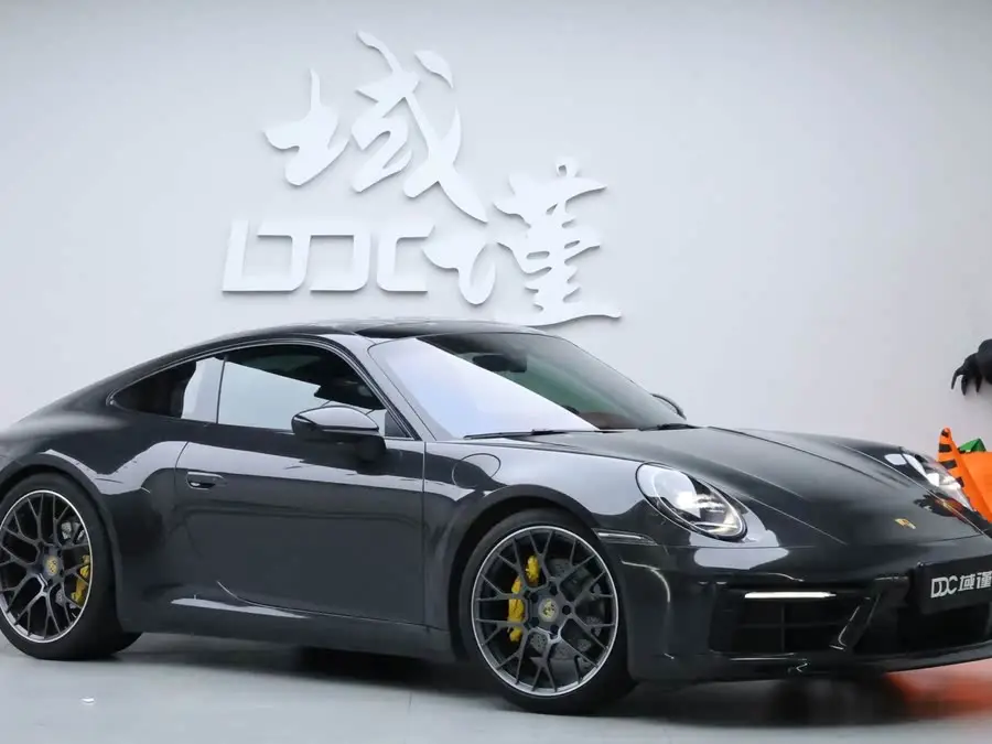 Porsche 911 2022 Carrera 3.0T