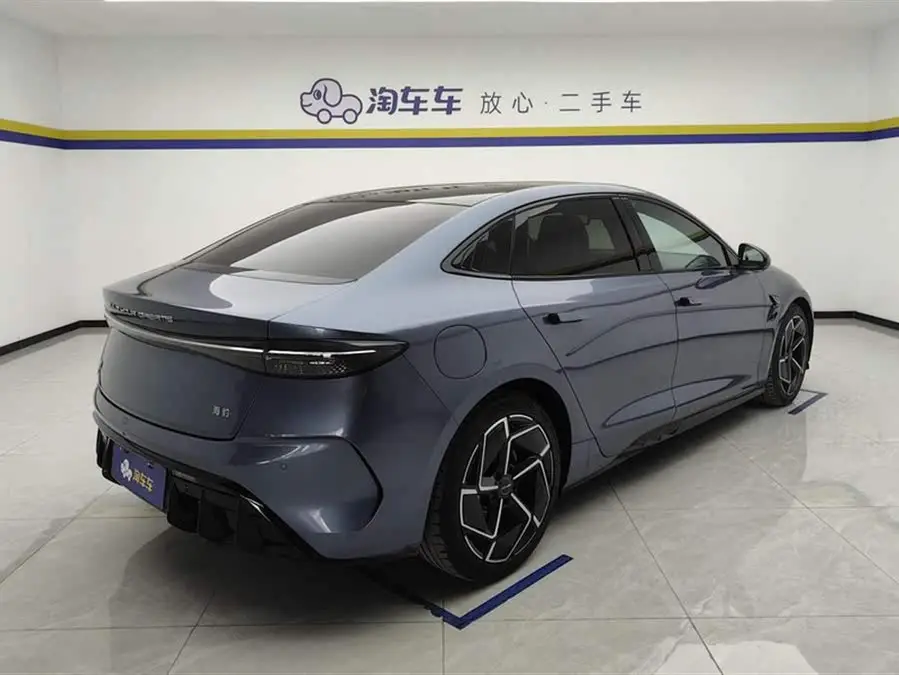 فقمة 2023 النسخة البطولية 700 كم نسخة الأداء