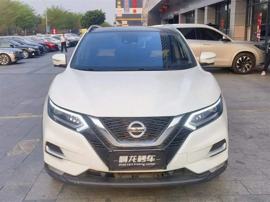 2022 نيسان إكس تريل 2.0 لتر CVT XV بريميوم