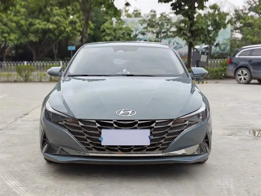 إيلانtra 2022 1.5 لتر CVT LUX