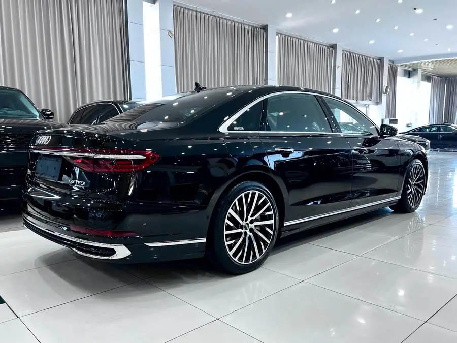 Audi A8 2024 A8L 55 TFSI quattro Flagship