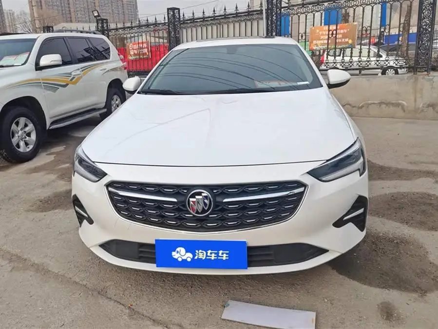 بيوك ريجال 2022 552T النسخة الذكية