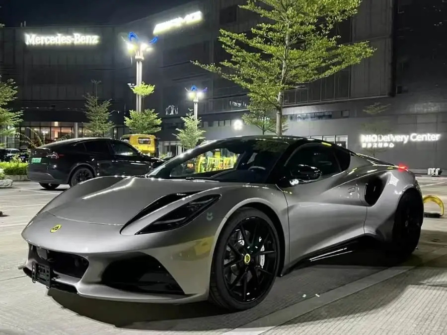 إيميرا 2022 3.5T V6 يدوي الإصدار الأول