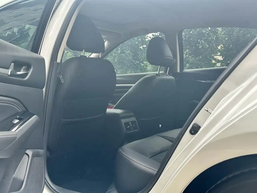 تينيا 2022 2.0 لتر XL-TLS إصدار الاستمتاع