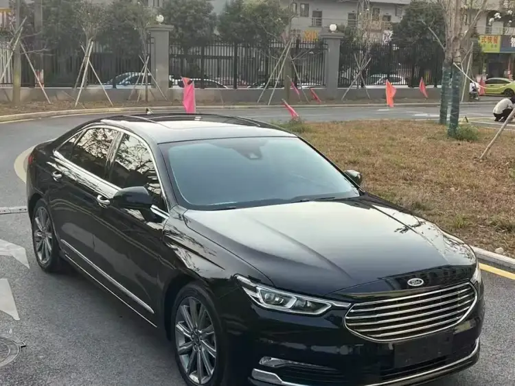 Taurus 2019 EcoBoost 245 Luxury Edition