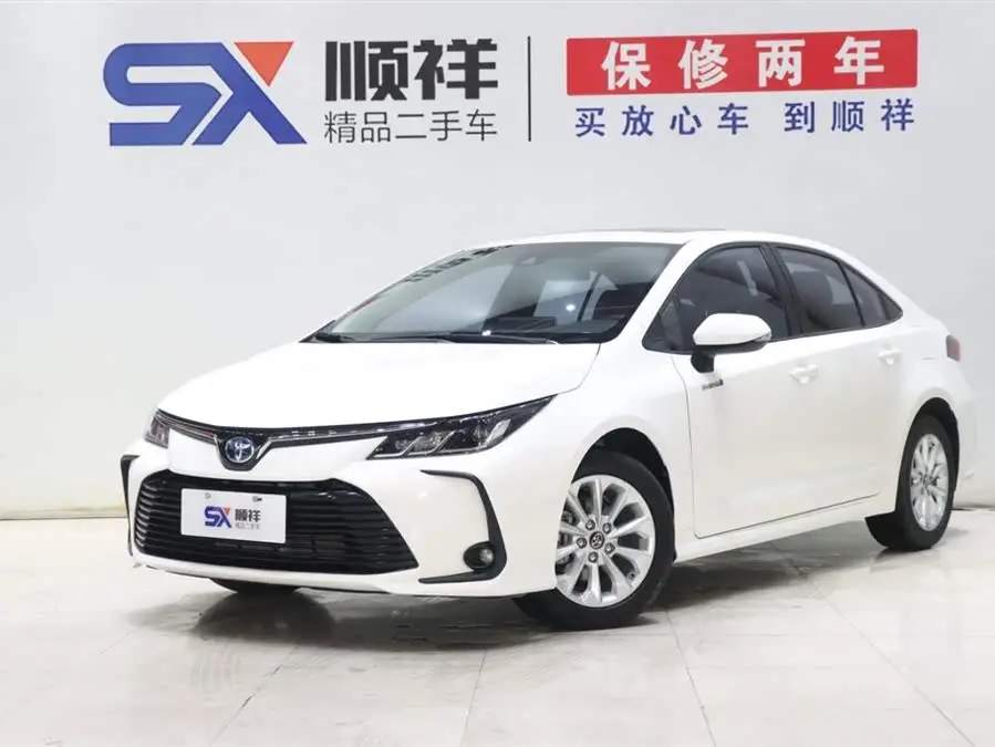 2021 تويوتا كورولا هايبرد 1.8 لتر E-CVT النسخة النخبوية