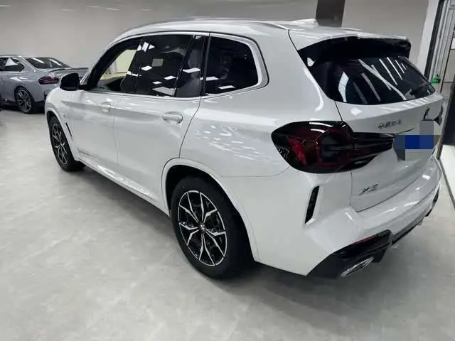 BMW X3 2023 xDrive30i Leading Model M Night Package