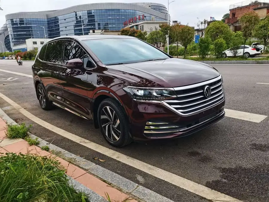 فولكس فاجن فيلوران 2020 330TSI الفئة الفاخرة