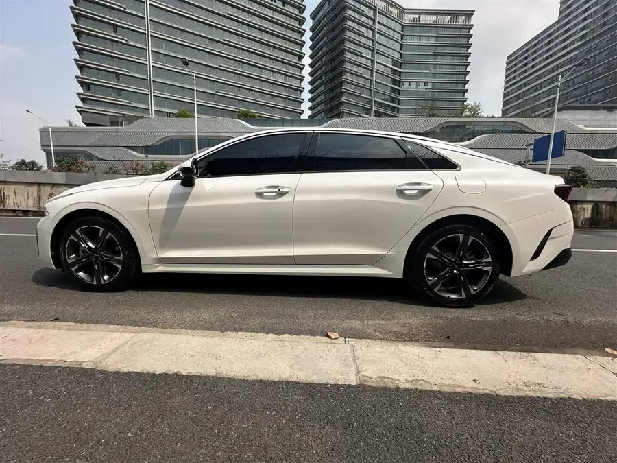 كيا K5 2021 380T GT-Line النسخة المحدّثة