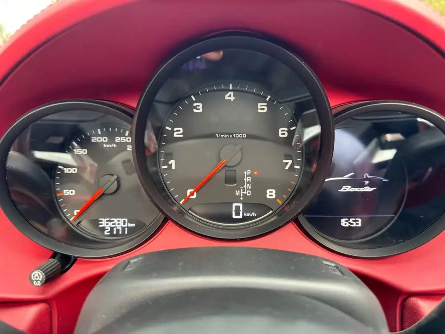 Porsche 718 2022 Model Boxster 2.0T