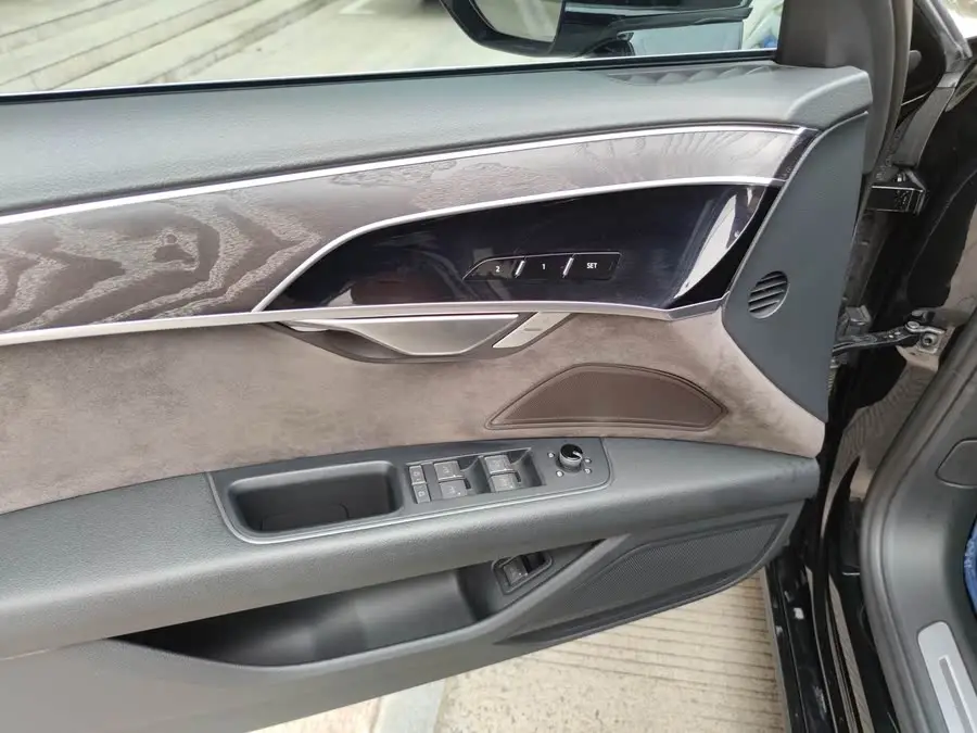 أودي A8 2019 A8L 50 TFSI quattro راحة