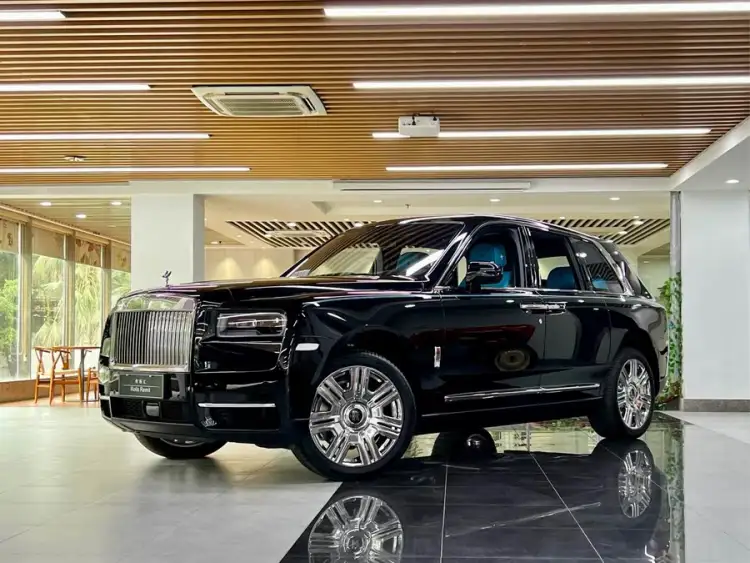 Cullinan 2024 Four-Seater