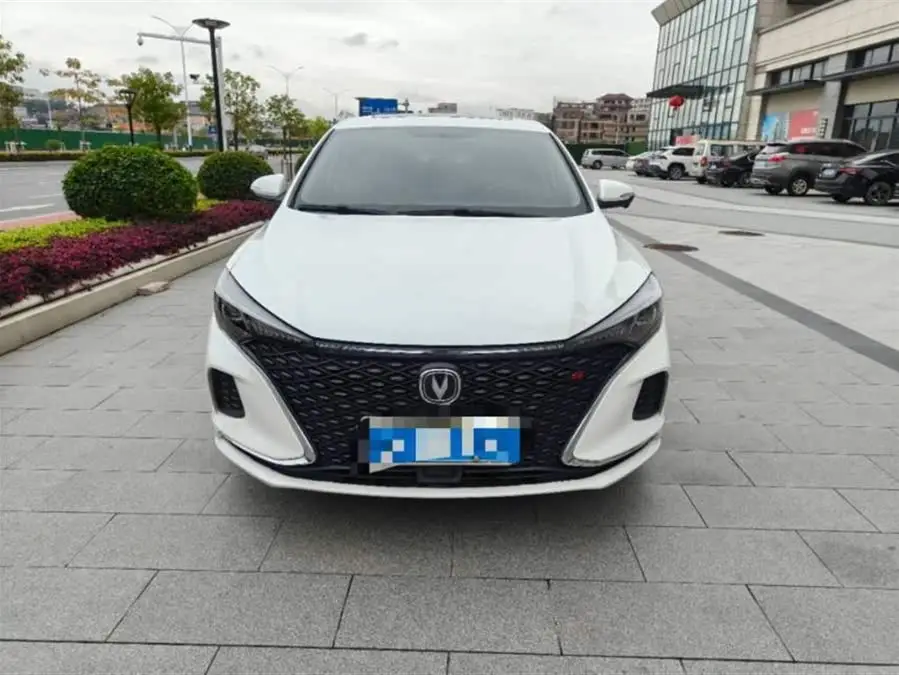 ييدونغ 2020 بلس بلو ويل NE 1.4T GDI DCT النموذج الرائد