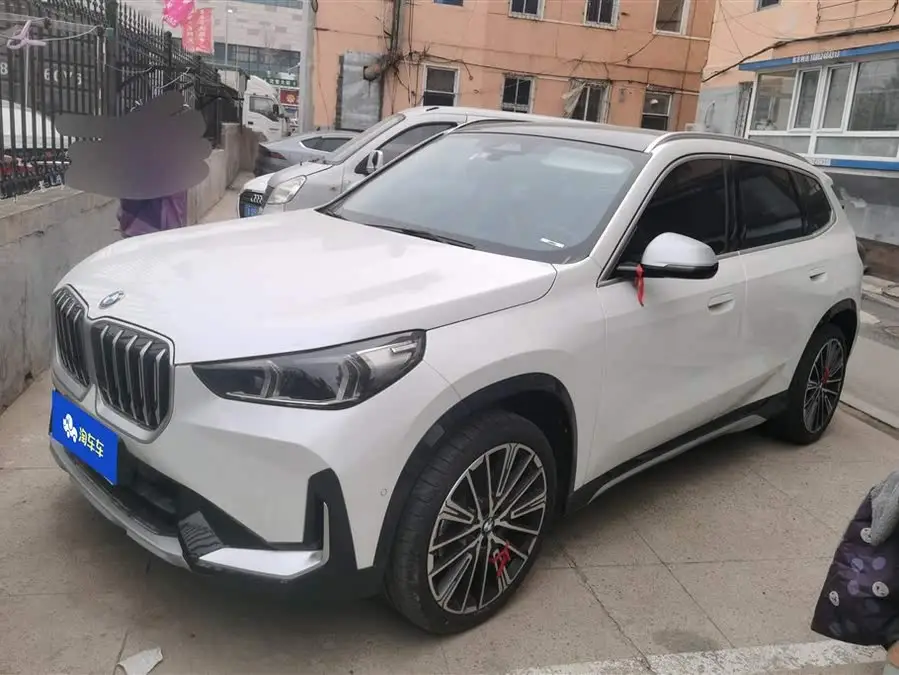 BMW X1 2023 xDrive25Li X Design Package