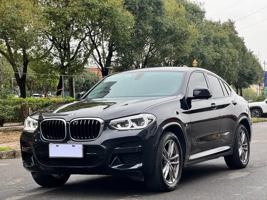 بي إم دبليو X4 2021 طراز مُعدل xDrive 25i مجموعة الرياضة M