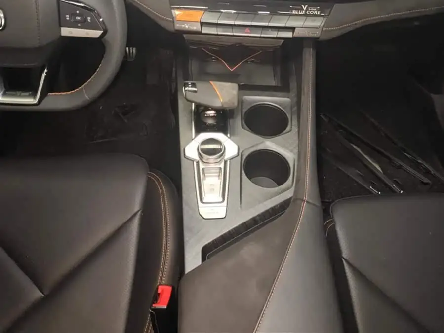 Changan UNI-V 2022 1.5T Sport Version