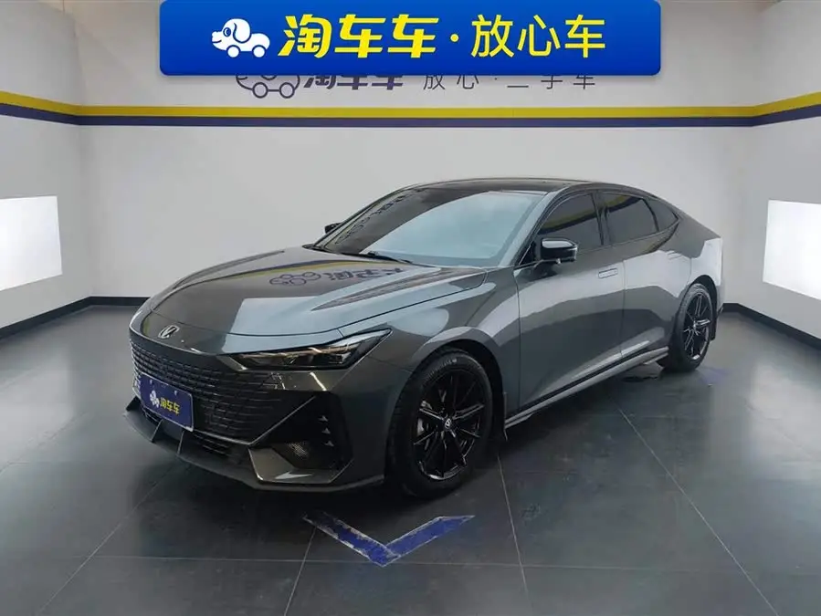 Changan UNI-V 2022 1.5T Premium