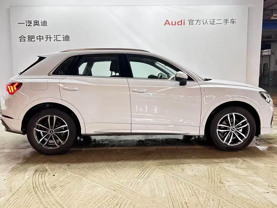 Audi Q3 2023 35 TFSI Progressiv Dynamic (1.4T)