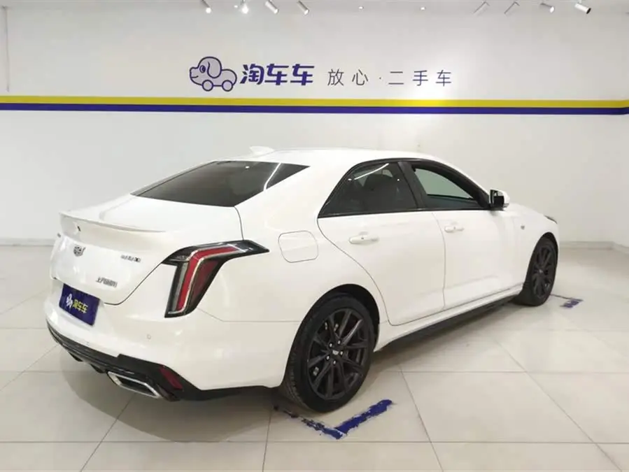 كاديلاك CT4 2021 28T بريميوم