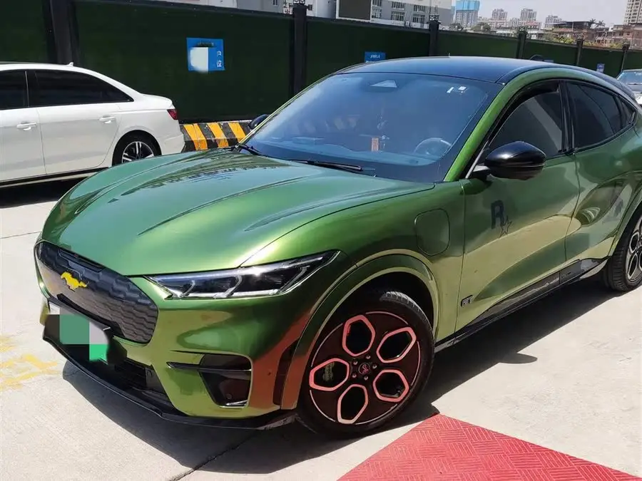 فورد موستانج ماخ-إي 2021 نسخة الرفاهية ذات الدفع الخلفي الطويل المدى