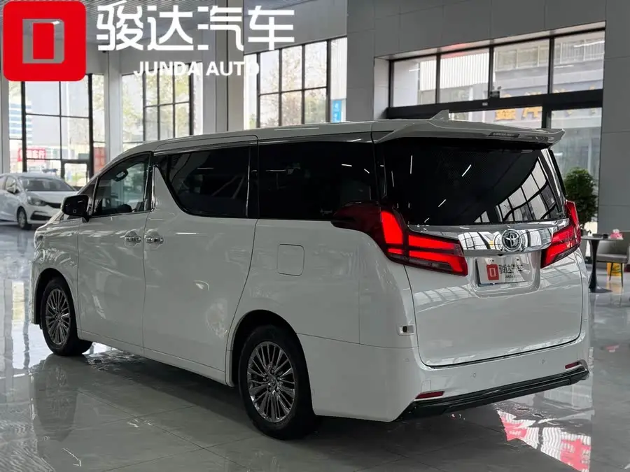 ألفارد 2021 هايبرد 2.5 لتر بريميوم إيديشن