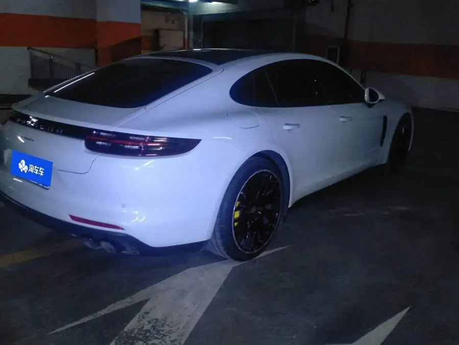 2020 Porsche Panamera 10th Anniversary Edition 2.9T