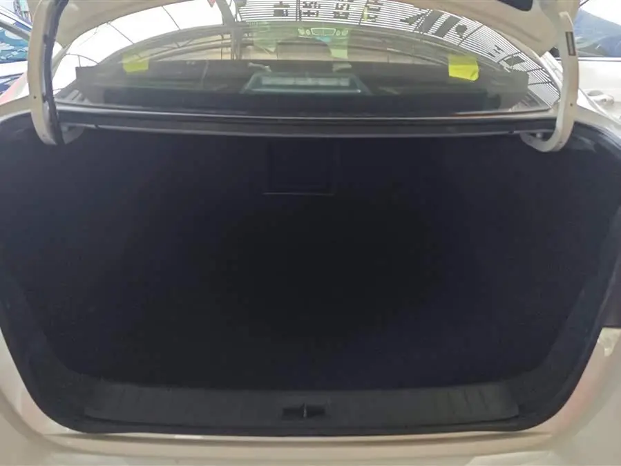 2019 نيسان سيلفي كلاسيك 1.6XL CVT الفاخرة